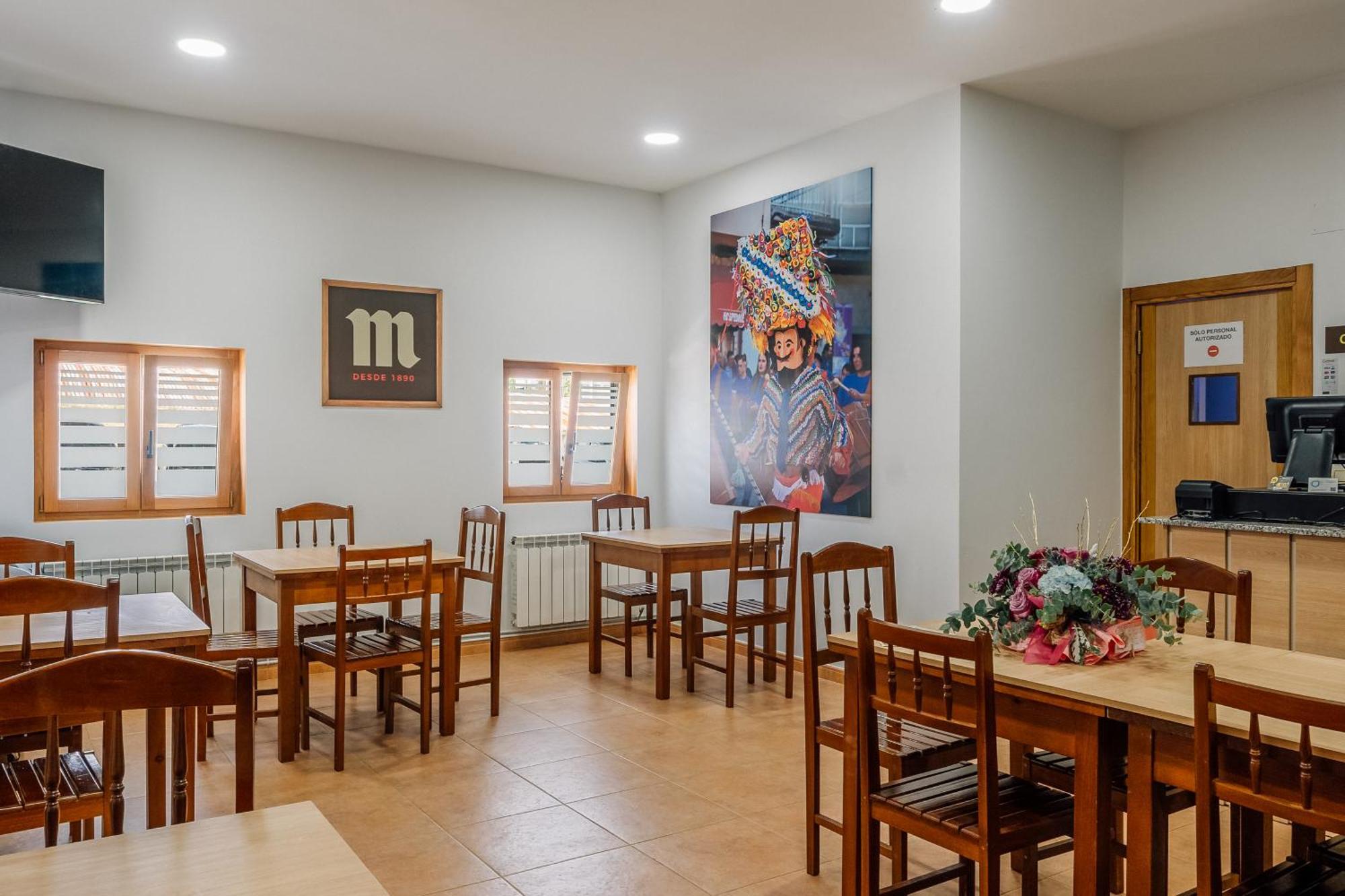 Vila Vilarino Albergue Hotel & Restaurante Оуренсе Екстериор снимка