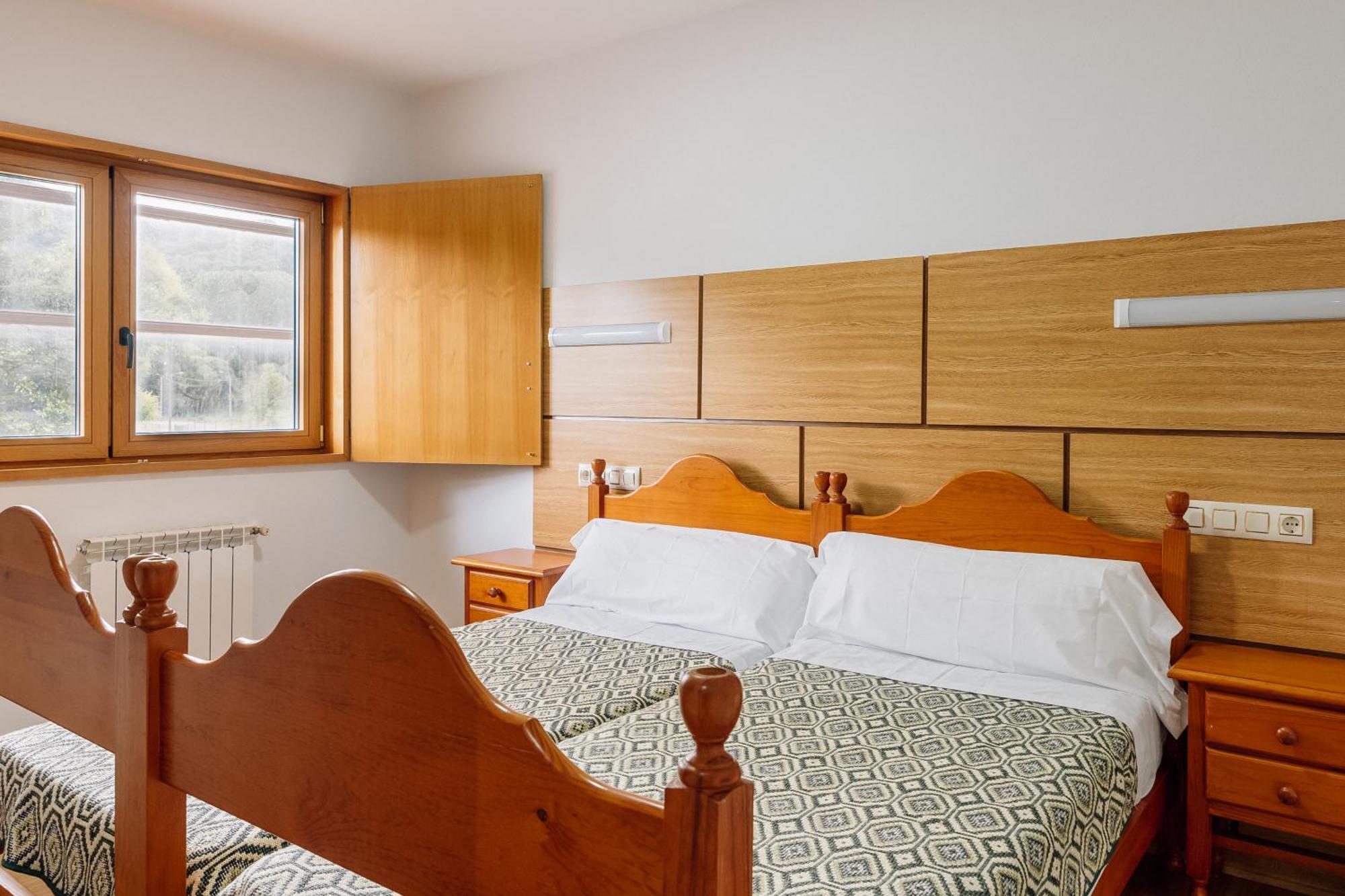 Vila Vilarino Albergue Hotel & Restaurante Оуренсе Екстериор снимка