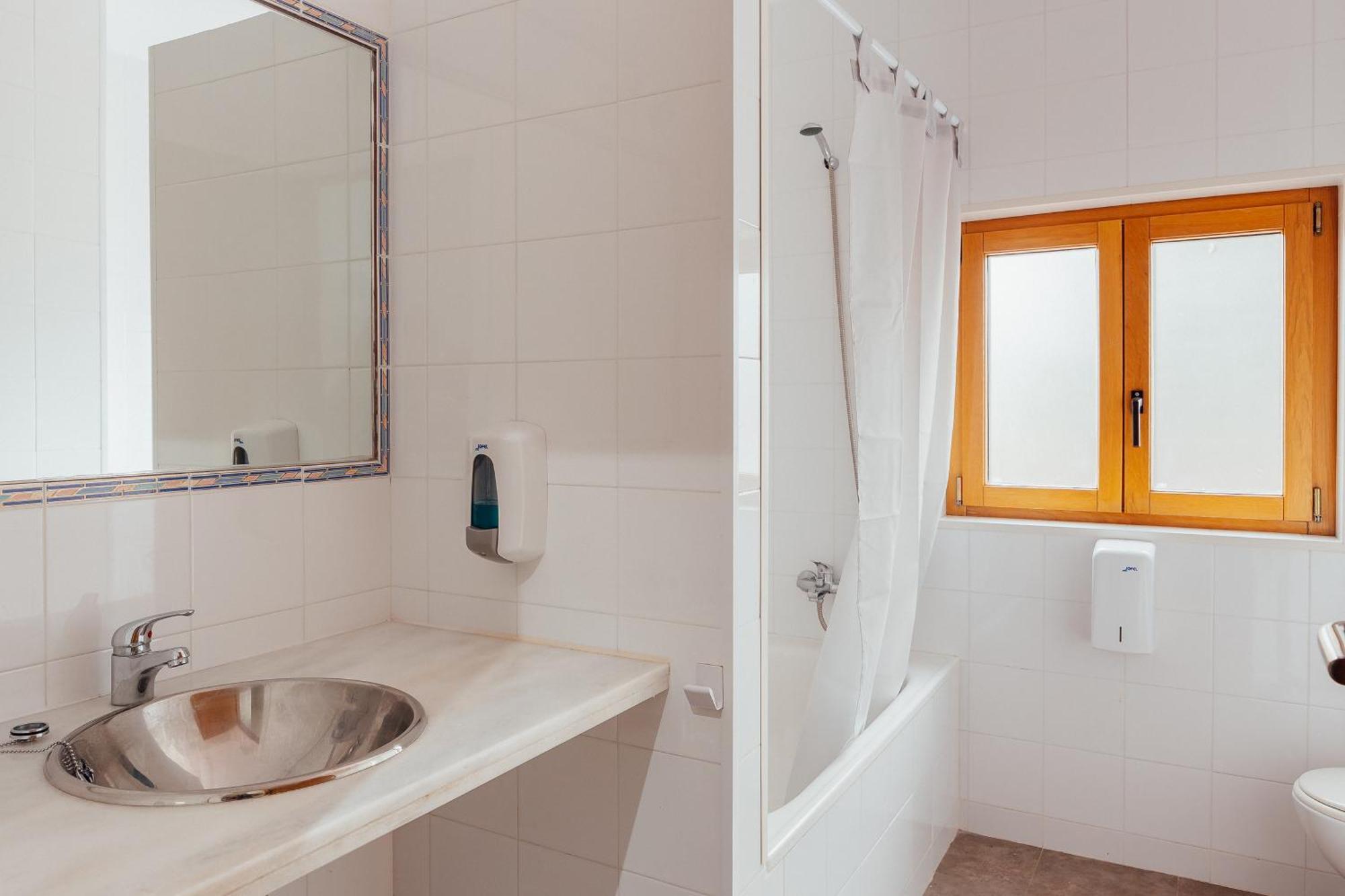 Vila Vilarino Albergue Hotel & Restaurante Оуренсе Екстериор снимка